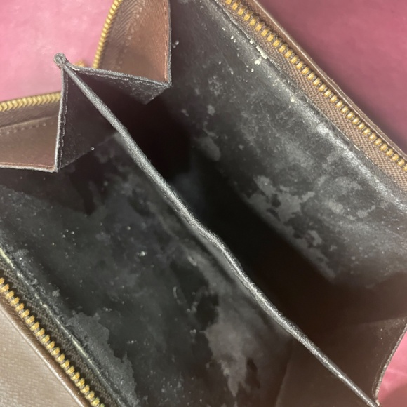 Louis Vuitton wallet - Picture 11 of 16